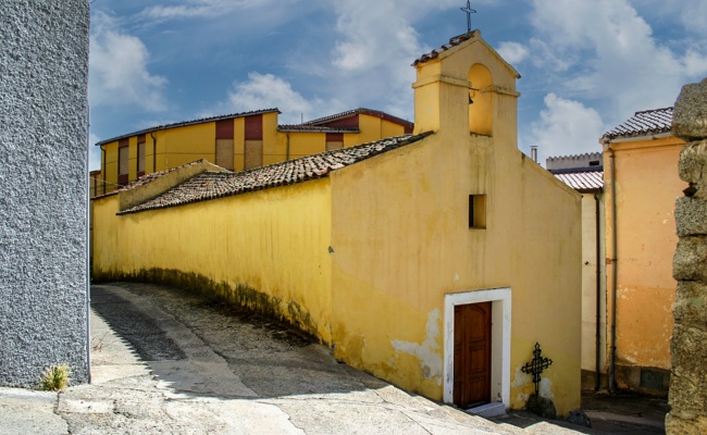 Bitti, Kirche des Heiligen Erzengels Michael