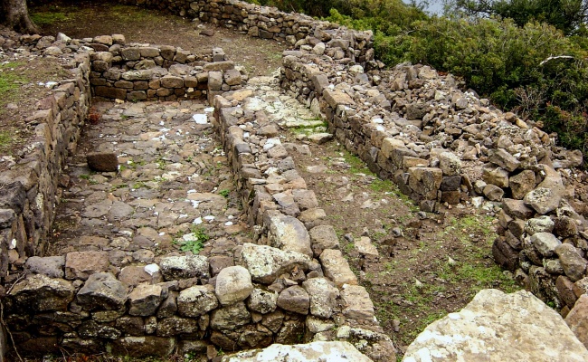 Dorgali, nuraghe Mannu. Villaggio