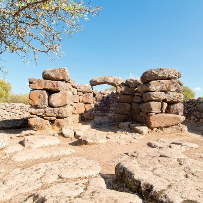 Dorgali, Serra Orrios. Tempio a megaron con ingresso architravato - © fabiano goremecaddeo - stock.adobe.com