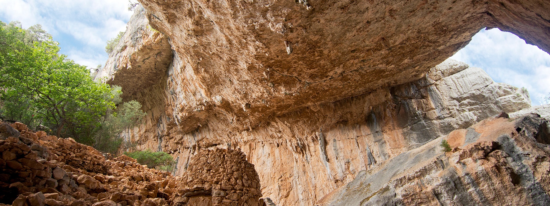 Dorgali, Tiscali. Veduta della dolina