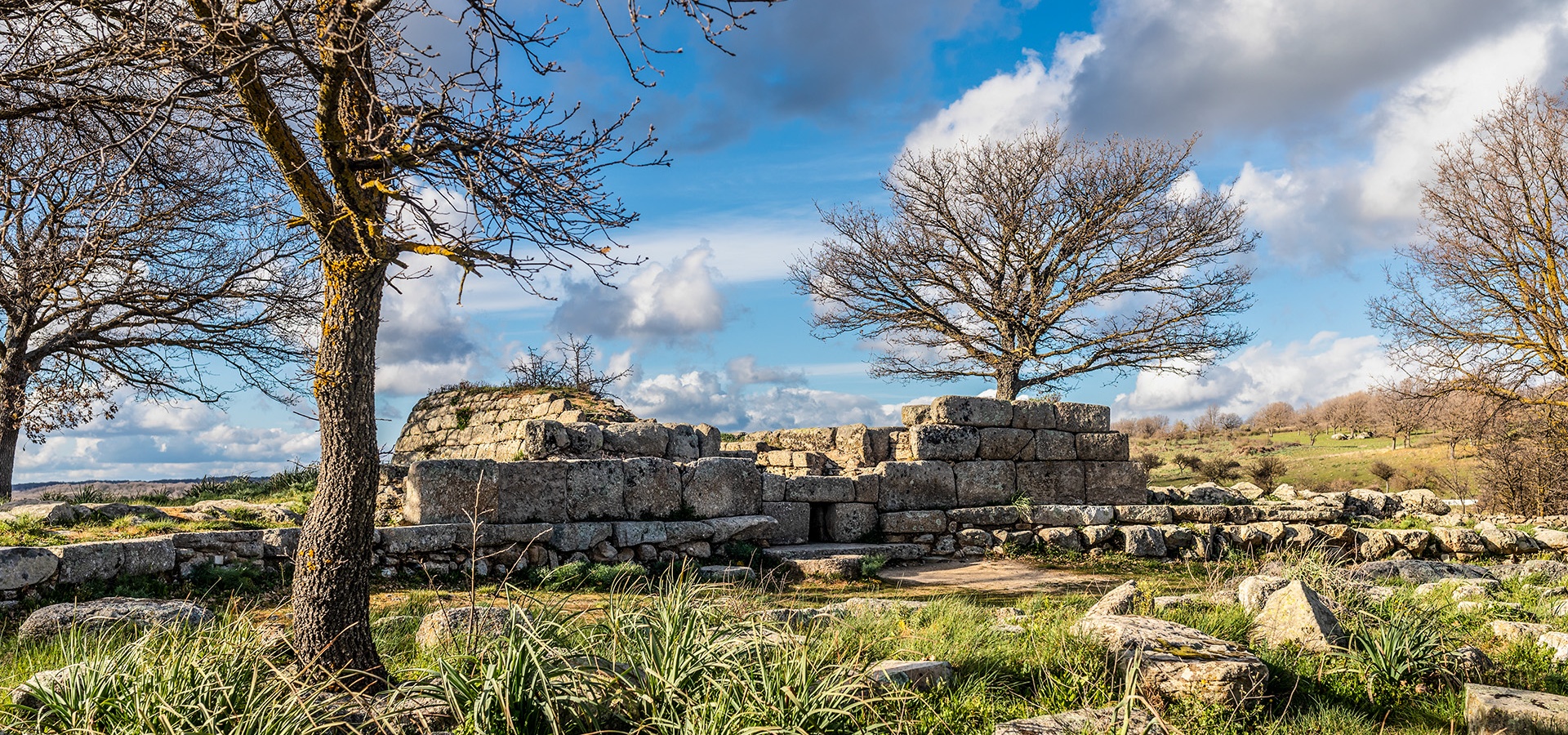 Fonni, Madau giants' tomb