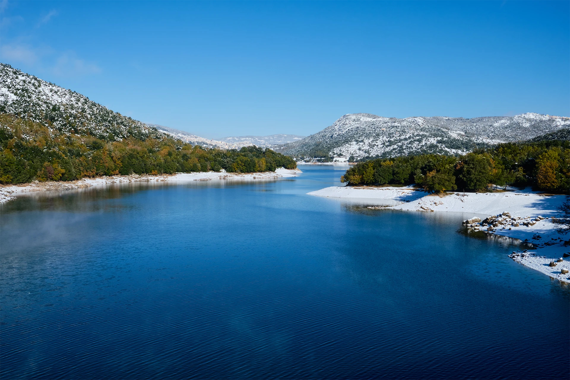 Gavoi, lago di Gusana - © geodan78 - stock.adobe.com