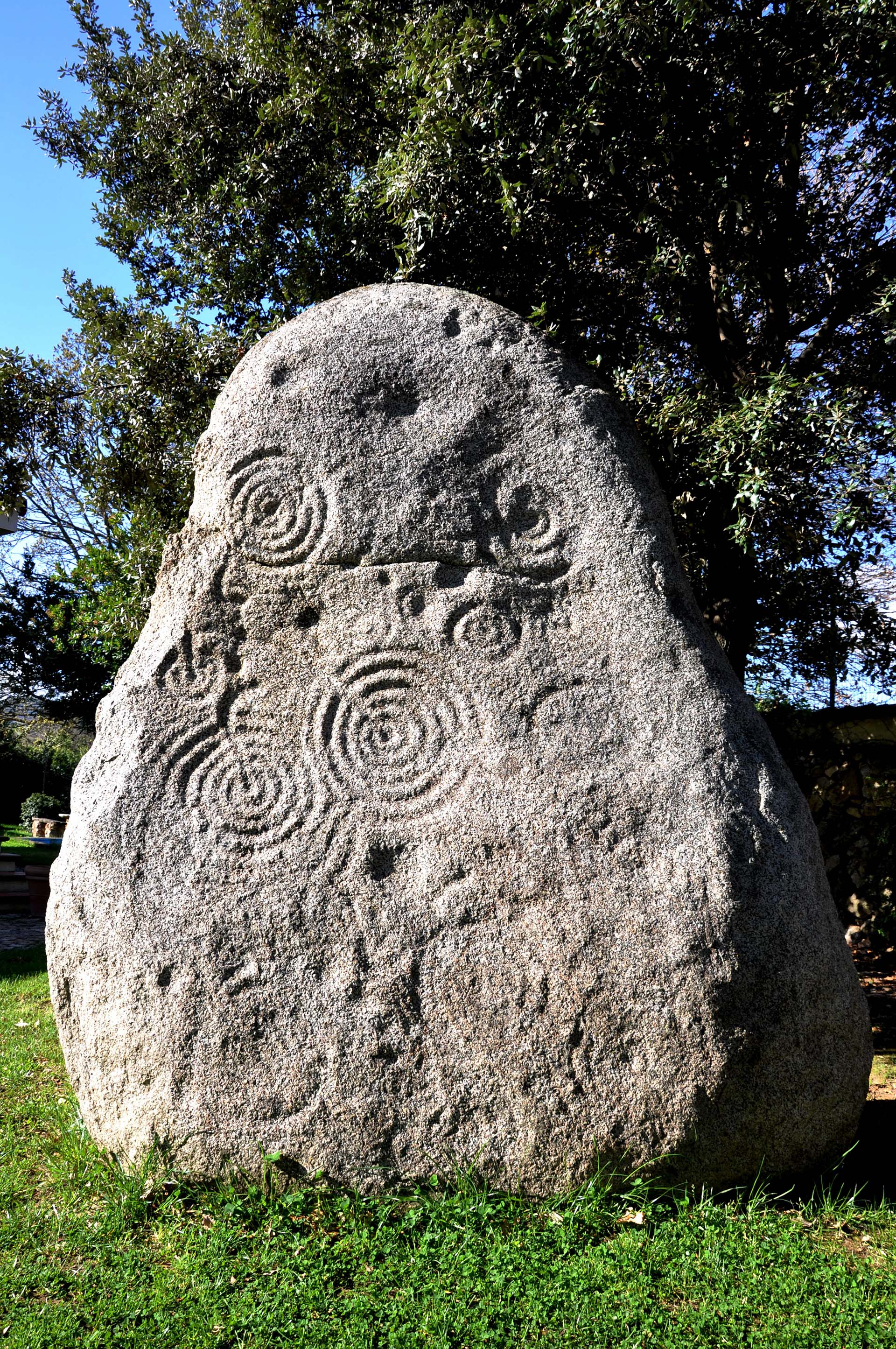 Stele di Boeli - CC BY-SA 4.0 Raffaele Graziano Ballore, Commons Wikimedia