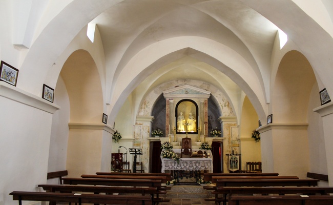 Mamoiada, sanctuary of Saints Cosmas and Damian. Internal
