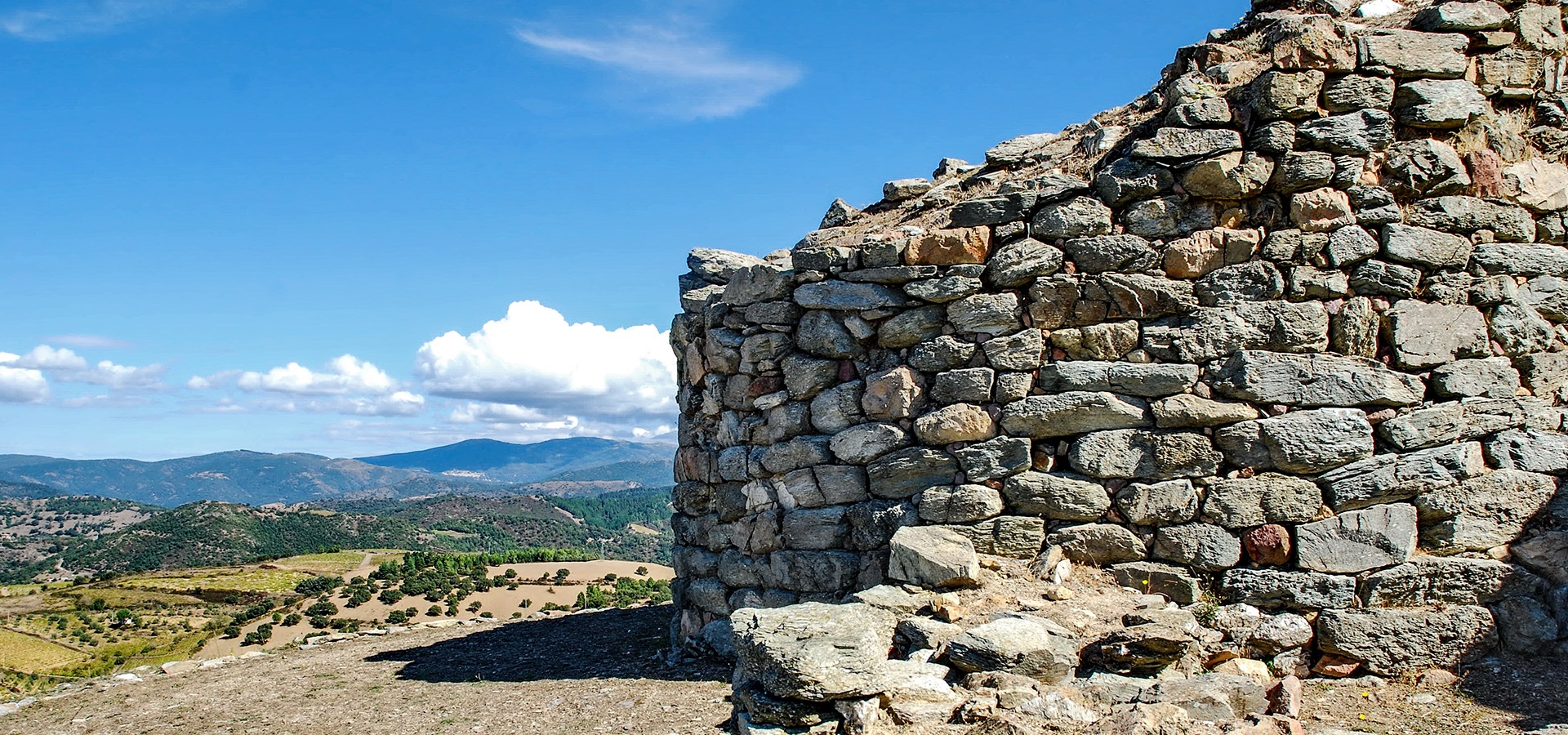 Meana Sardo, Nuraghe Nolza. Side tower