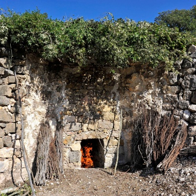 Meana Sardo, foresta Ortuabis. Fornace per la calce - © Ivo Piras