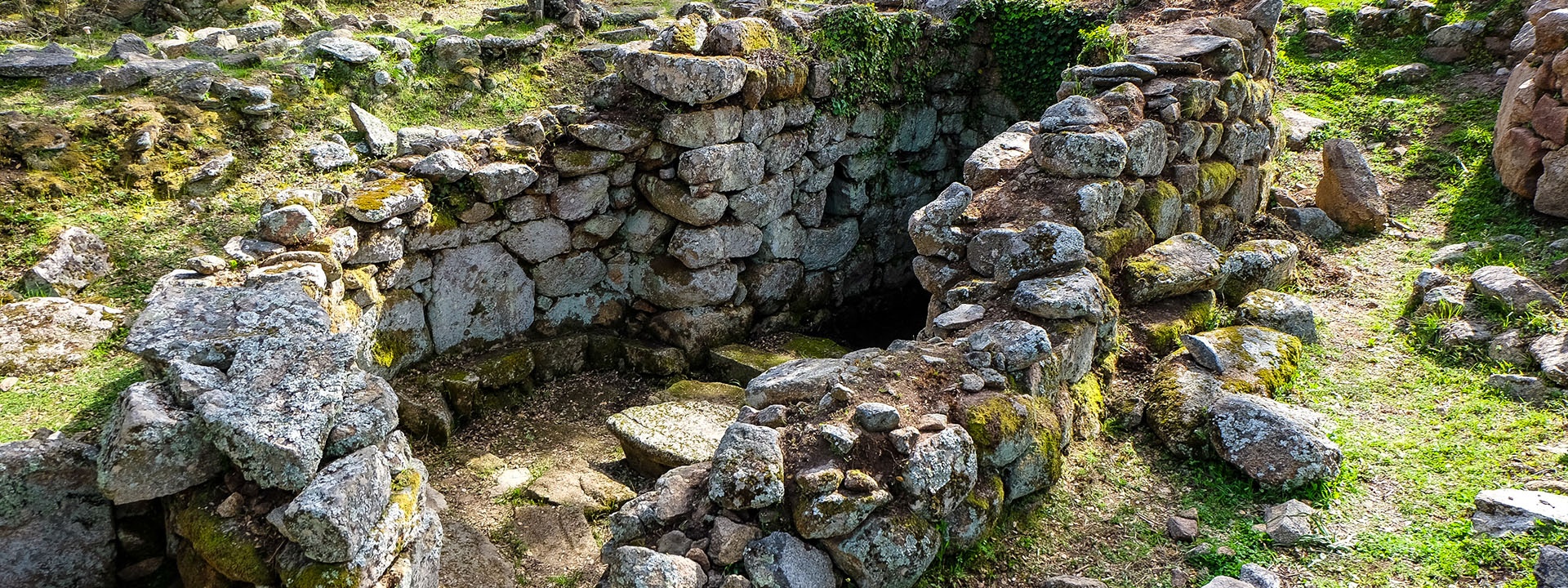 Nuoro, fonte sacra nuragica di Noddule
