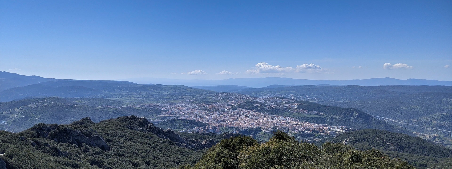 Nuoro, la città di vista dal Monte Ortobene