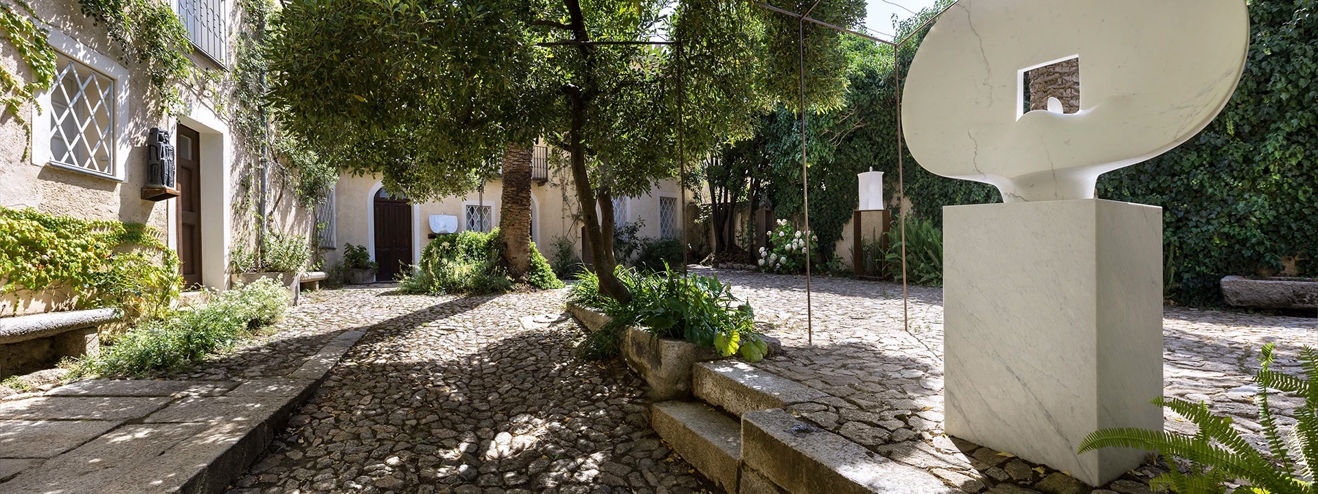 Nuoro, Spazio Ilisso. Garten