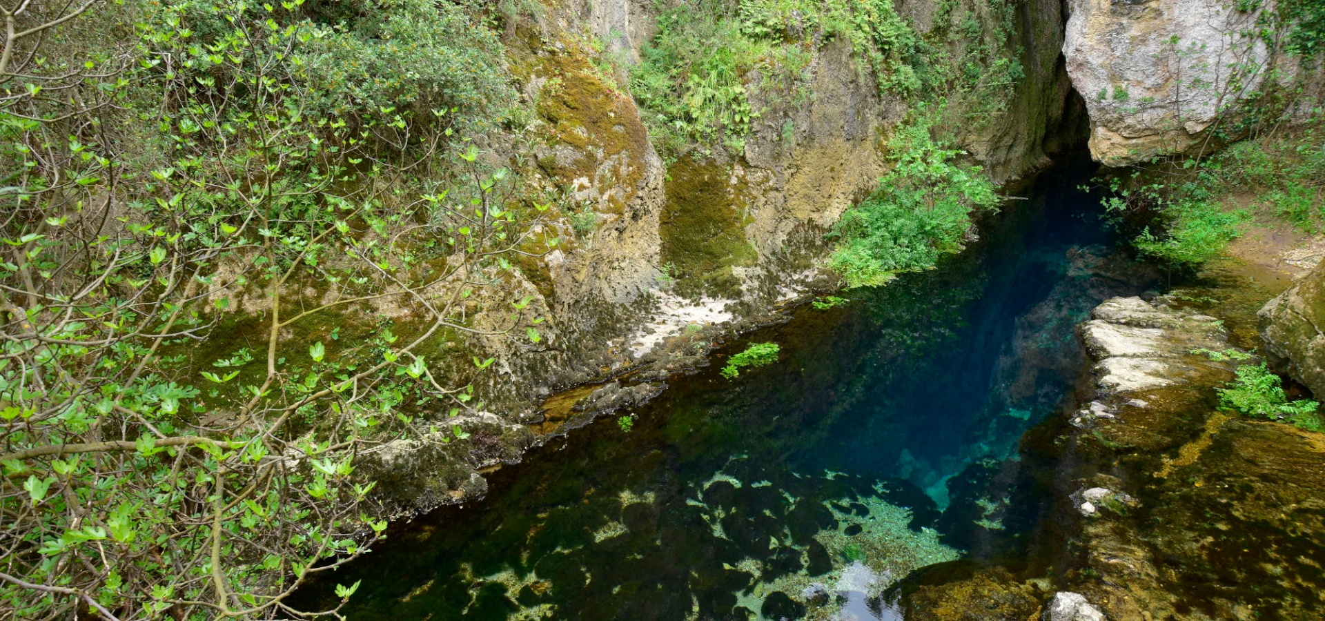 Oliena, source Su Gologone