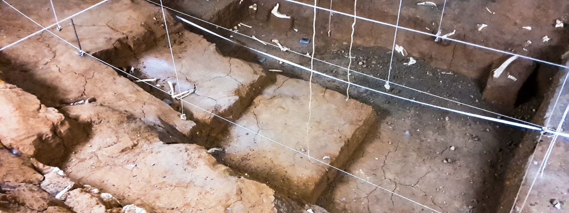 Oliena, grotta Corbeddu. Archäologische Ausgrabungen