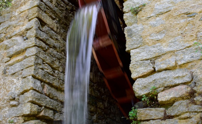 Olzai, Su Mulinu Vetzu. Roue en mouvement