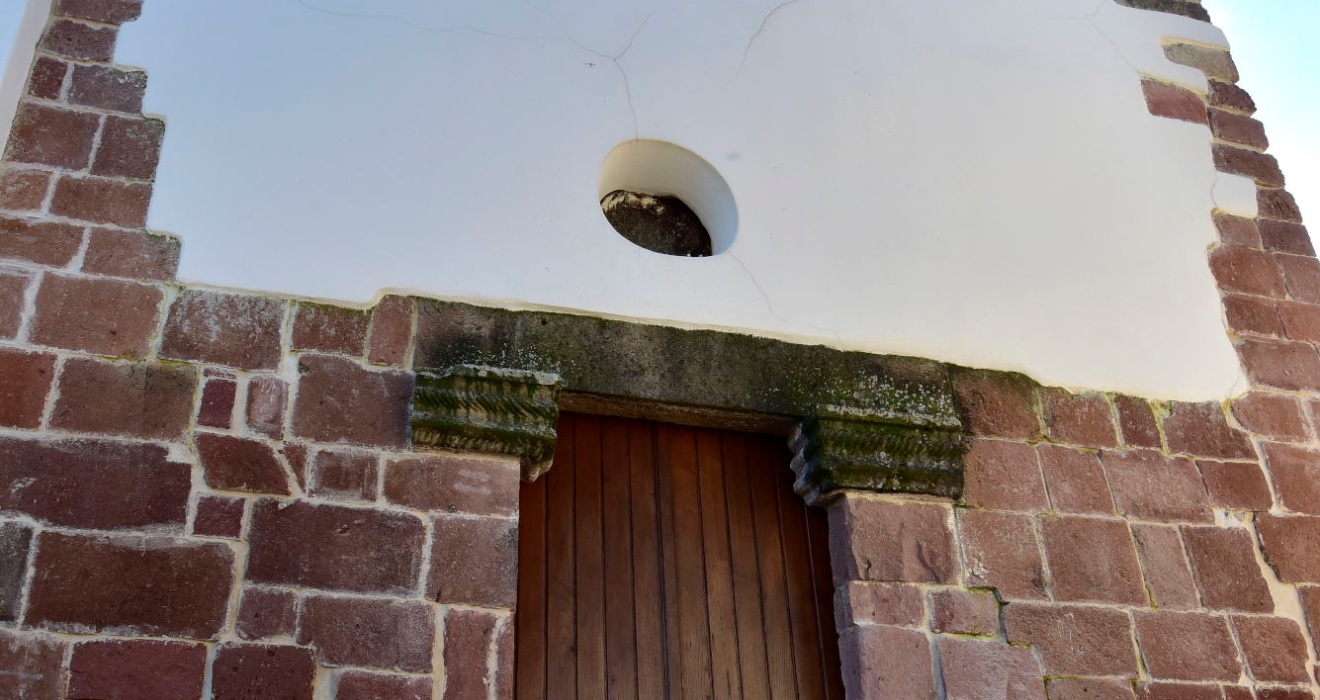 Oniferi, Chiesa di San Gavino. Fassade