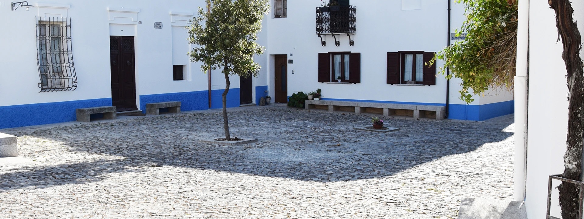 Orani, Pergola Village