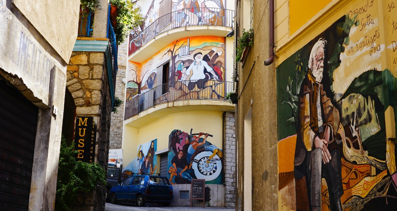 Orgosolo, murales