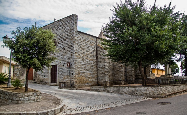 Orotelli, chiesa di San Lussorio