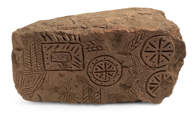 Orani, Nurdole Nuraghe. Verzierter Quader, 13.-10. Jahrhundert. BC, G. Asproni Nationales Archäologisches Museum