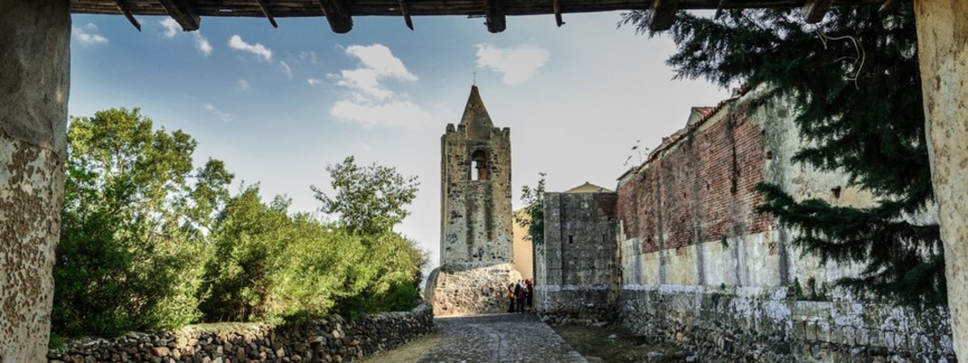 GALTELLI' | I FINALISTI DEL PREMIO LETTERARIO INTERNAZIONALE "CANNE AL VENTO"