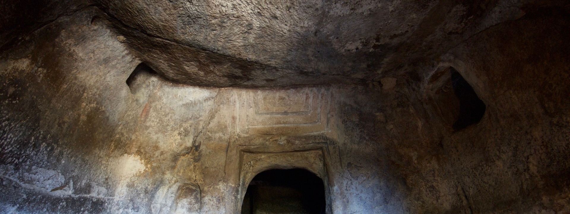 Museo Nivola | Itinerario archeologico - Nel ventre della Grande Madre e I Costruttori