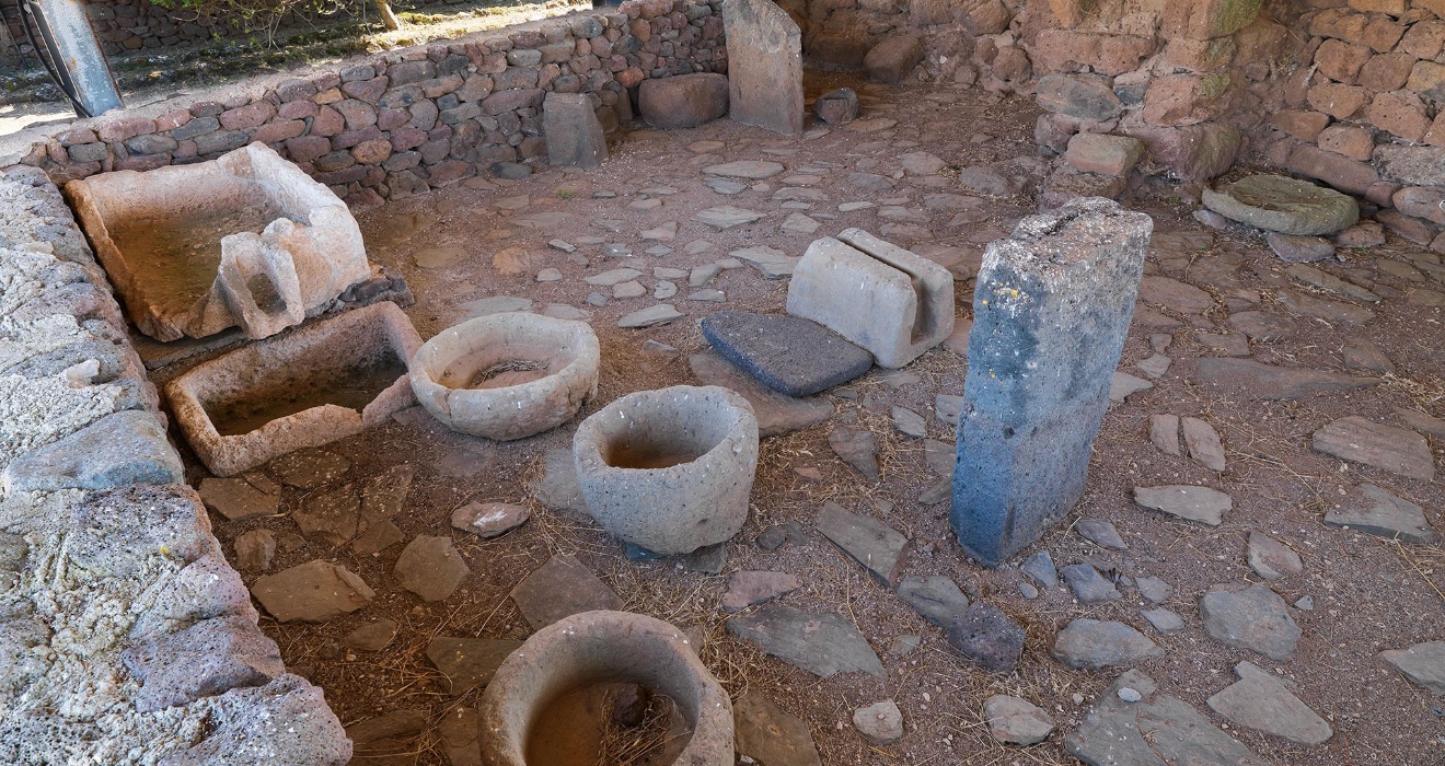 Orroli, nuraghe Arrubiu. Laboratorio enologico di età romana